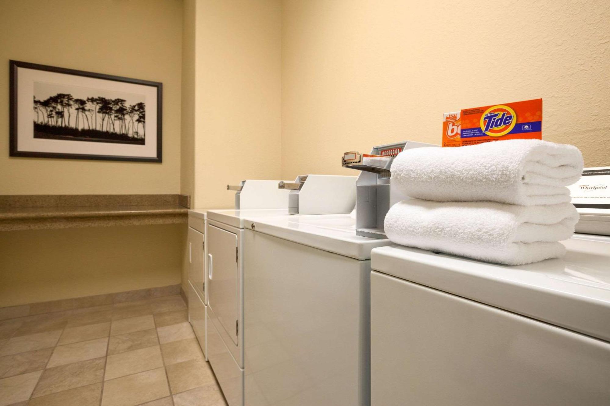 Country Inn & Suites By Radisson, New Orleans I-10 East, La Eksteriør billede