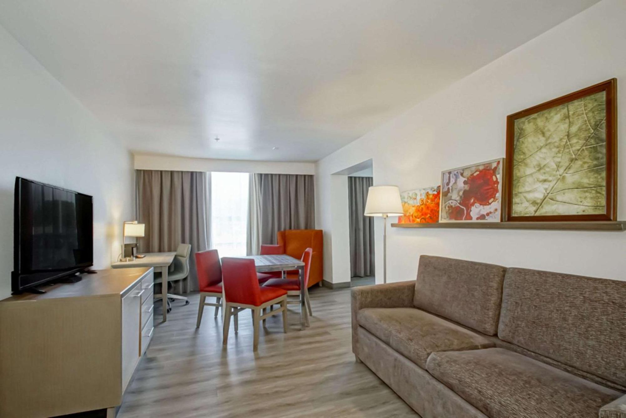 Country Inn & Suites By Radisson, New Orleans I-10 East, La Eksteriør billede