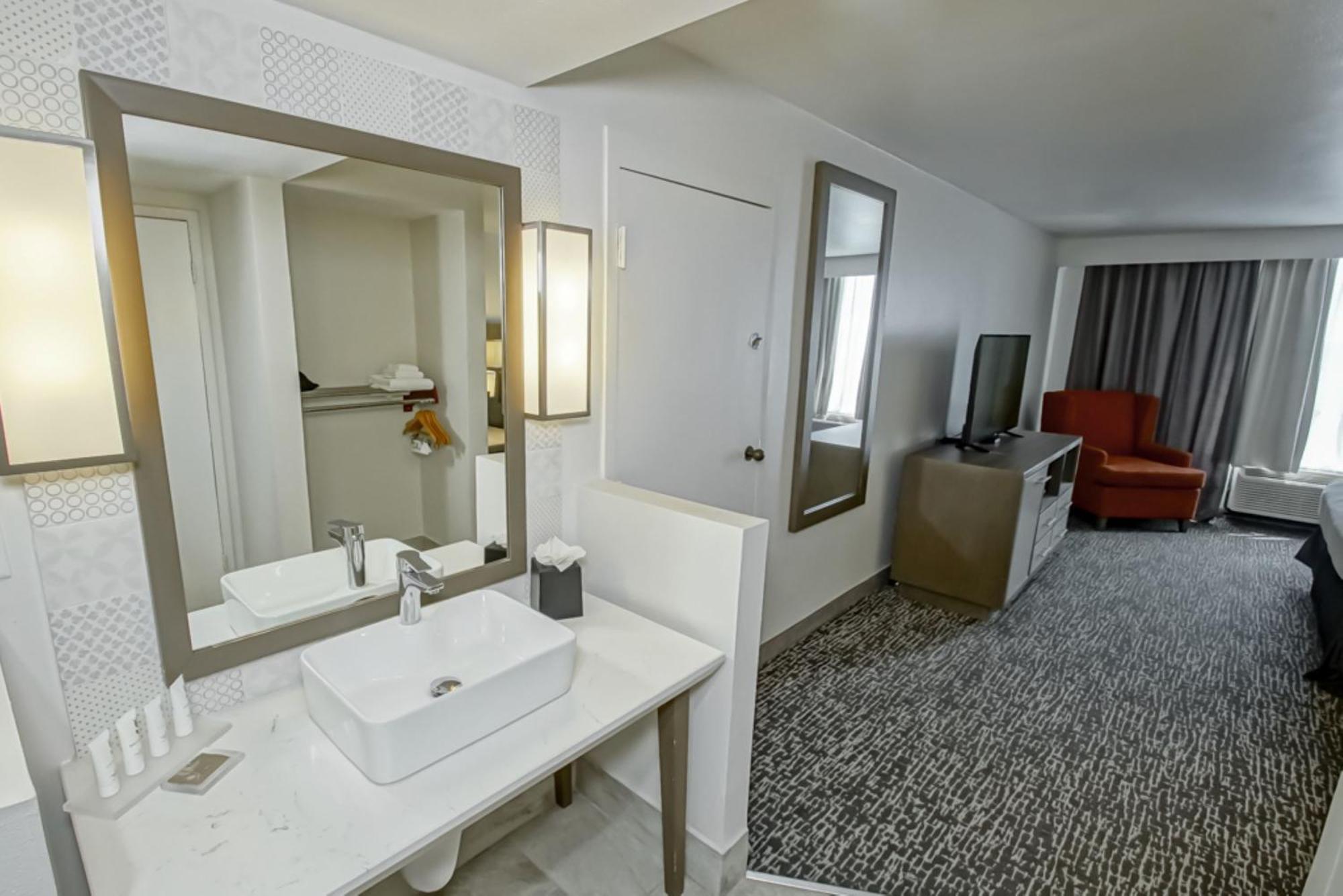 Country Inn & Suites By Radisson, New Orleans I-10 East, La Eksteriør billede